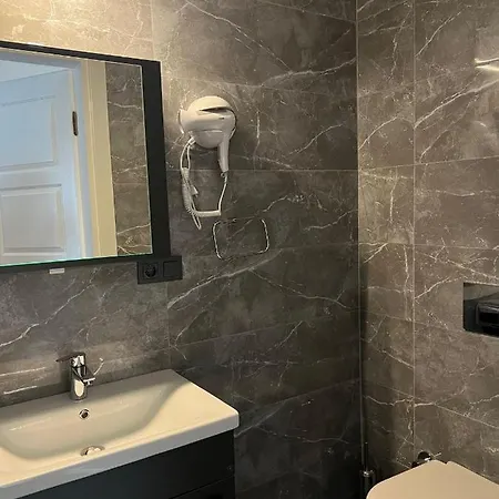 Moni Homes Апартаменты *