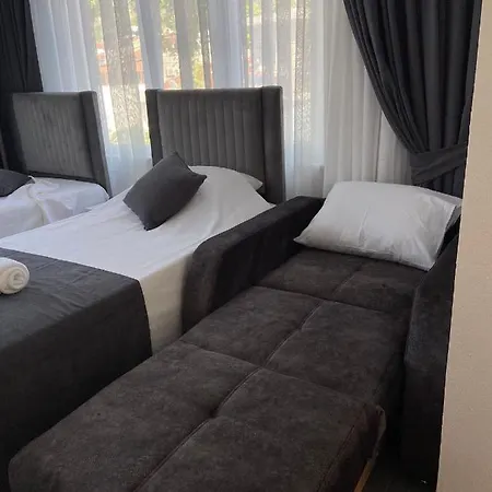 Moni Homes Apartment