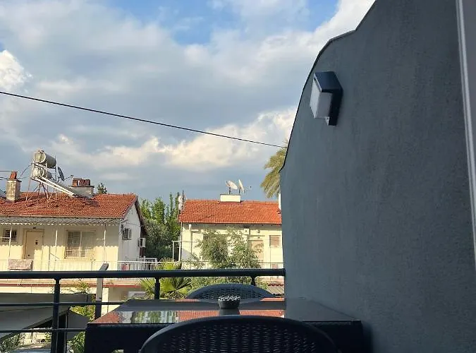 Moni Homes 아파트 *