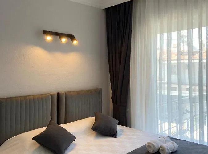 Moni Homes * 페티예