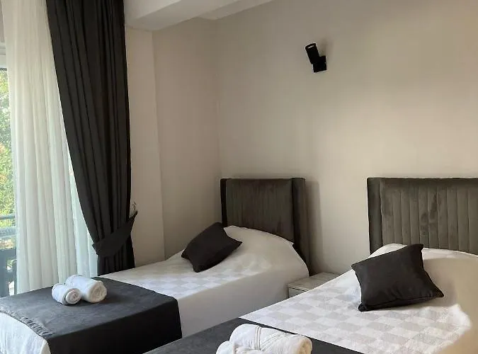 아파트 Moni Homes