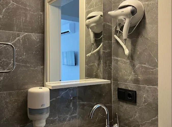 Moni Homes * 페티예