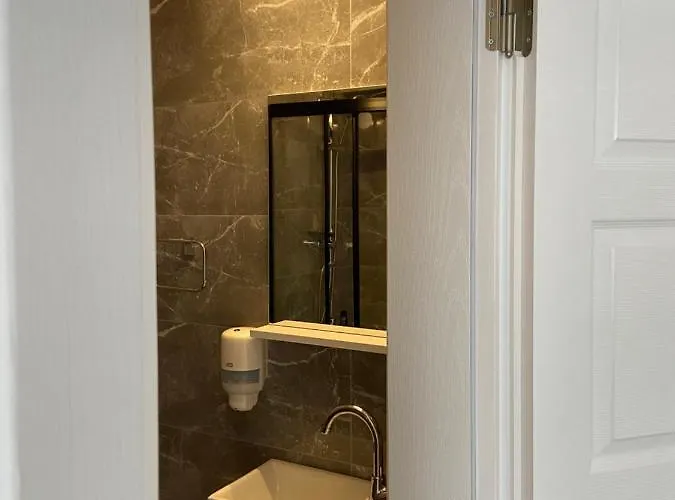 Moni Homes 아파트